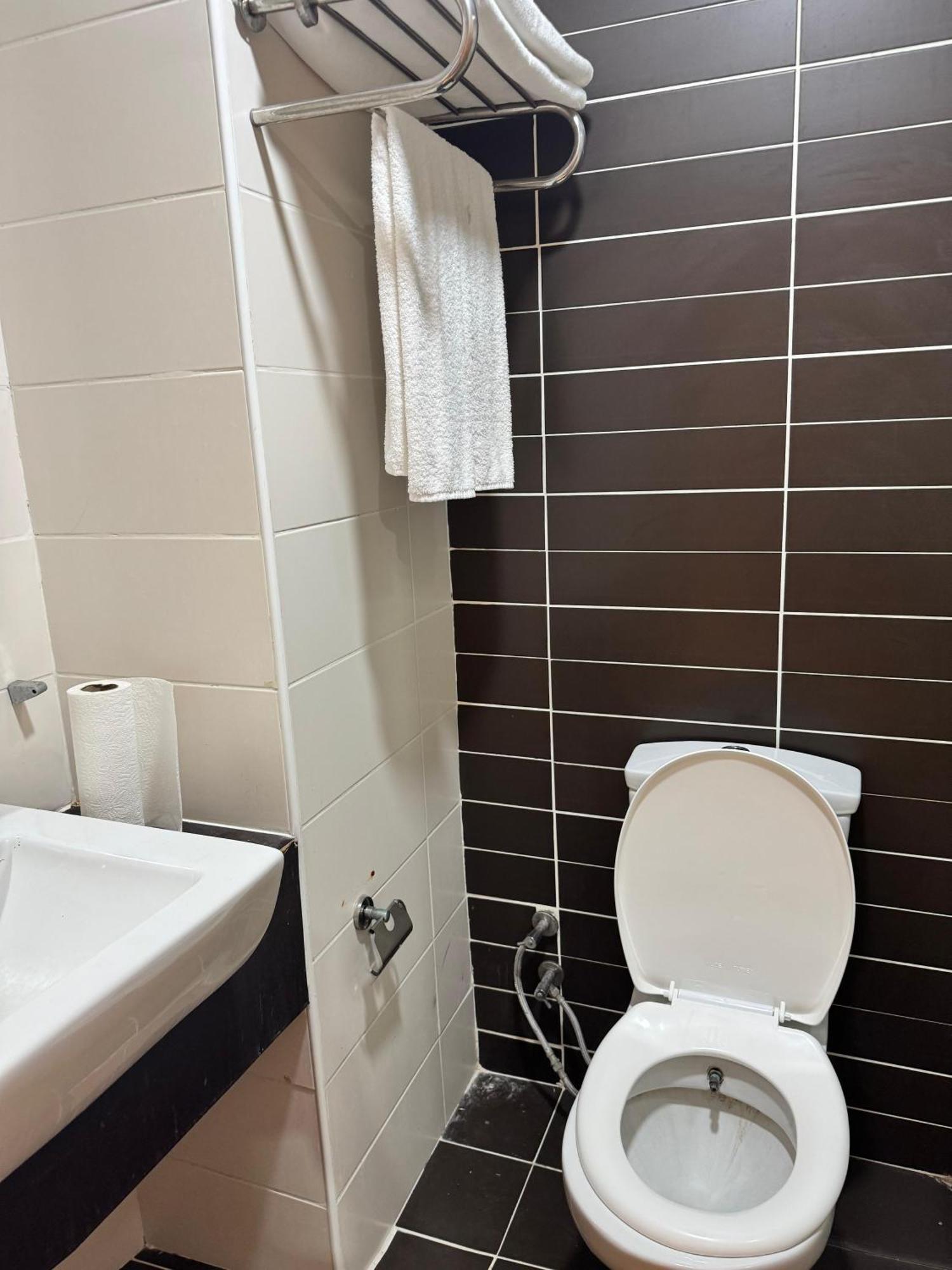 Bellapais Oasis Hotel 3*