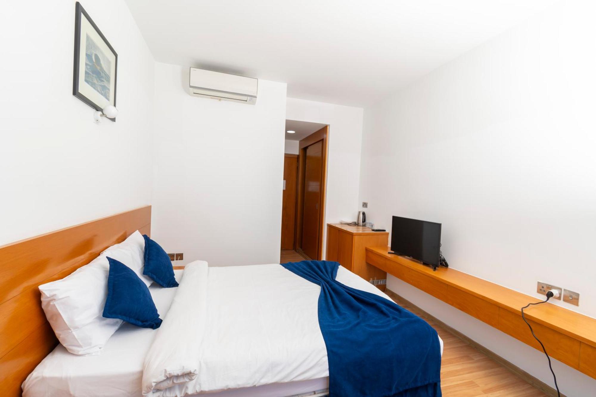 Bellapais Oasis Hotel 3*
