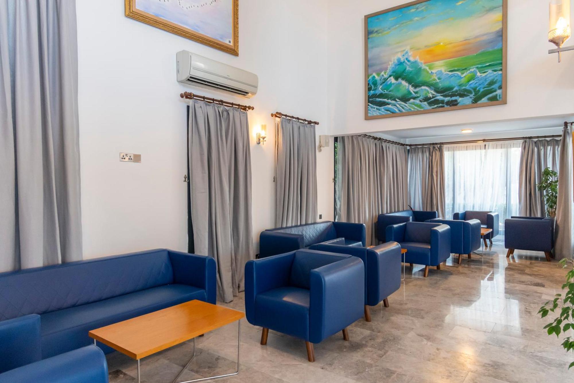 Hotel Bellapais Oasis